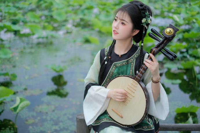芭比 封面